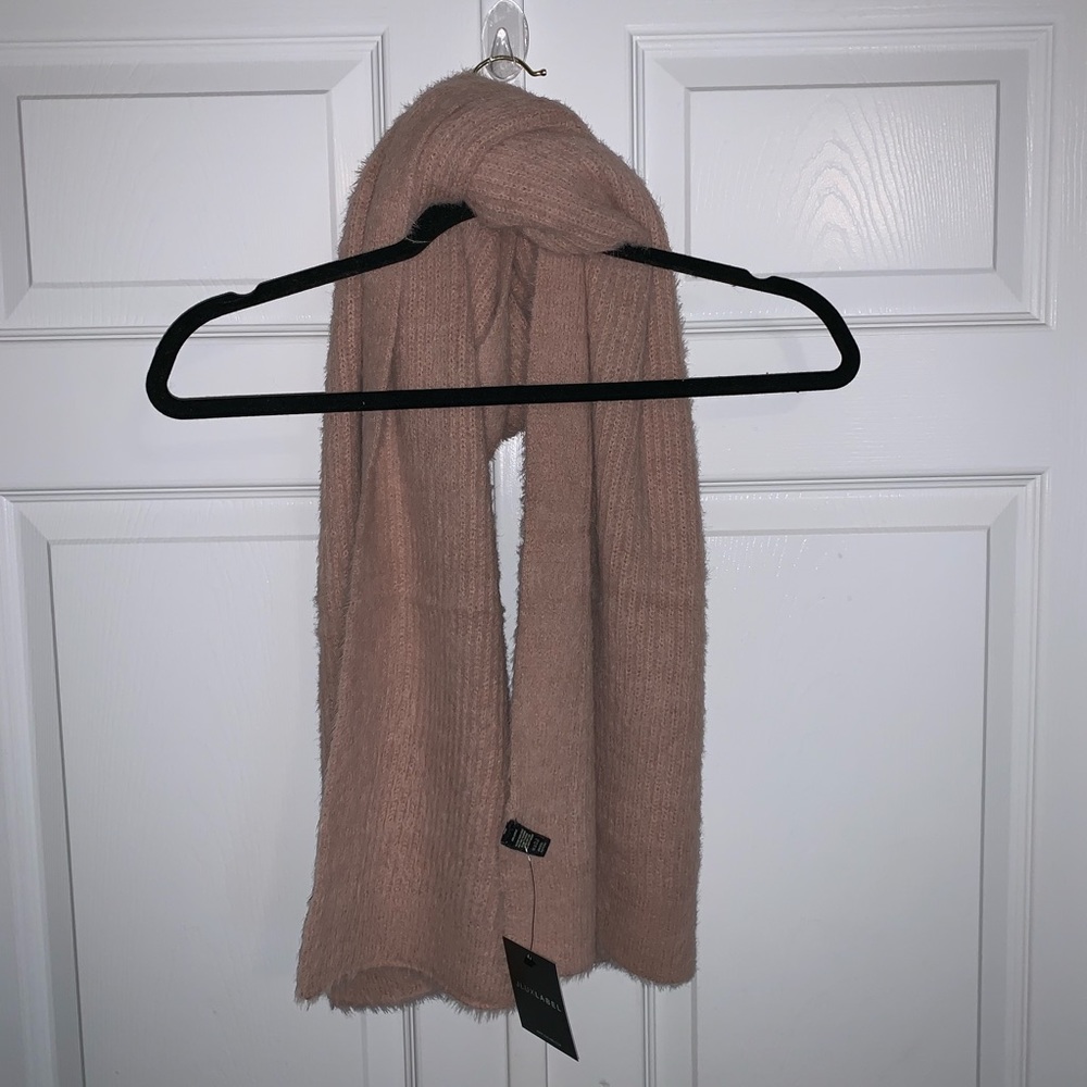 NWT JLUXLABEL Dusty Pink Soft Blend Scarf - Picture 7 of 12